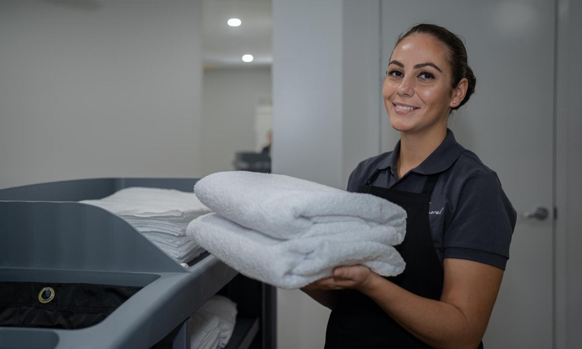 Belmoral Corporate Suites (Adults Only) Townsville Exterior foto